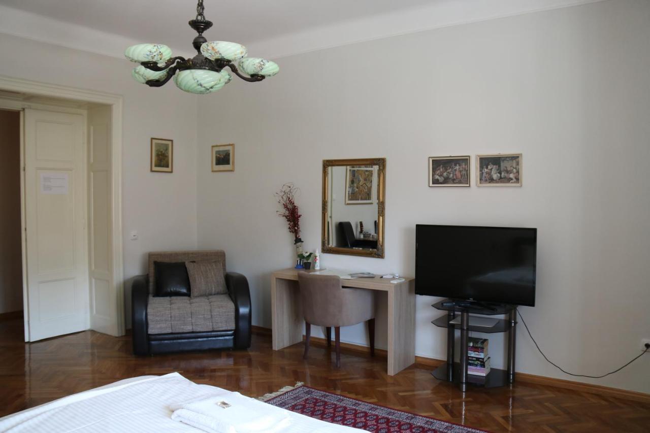 Apartment Centrum Novi Sad Dış mekan fotoğraf