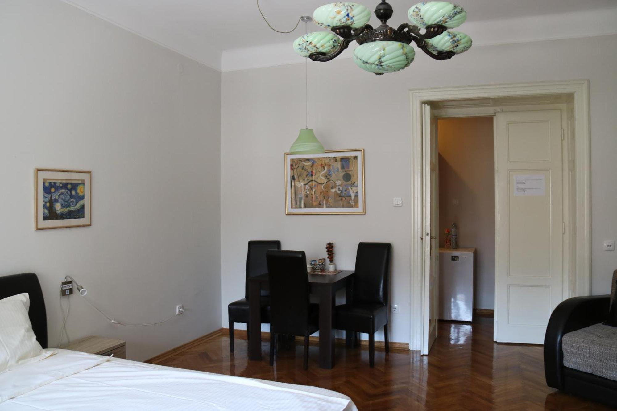 Apartment Centrum Novi Sad Oda fotoğraf