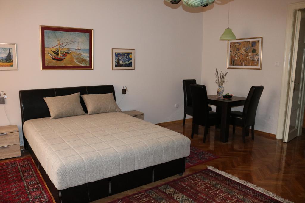 Apartment Centrum Novi Sad Dış mekan fotoğraf